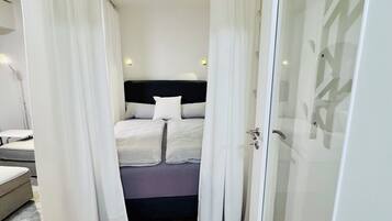 Fer et planche à repasser, Wi-Fi, draps fournis