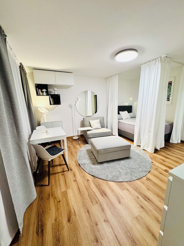 Fer et planche à repasser, Wi-Fi, draps fournis