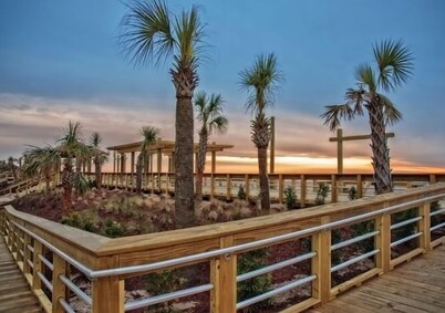 Salt Air Cottage | Private Pool • Dog Friendly • 4 Blocks to Beach