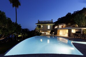 Villa | Exterior - Magnificent Villa With sea View for a Group (Theoule-sur-Mer)