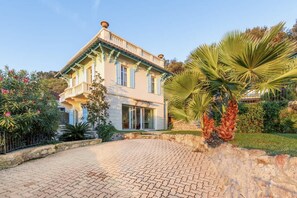 Villa | Exterior - Magnificent Villa With sea View for a Group (Theoule-sur-Mer)