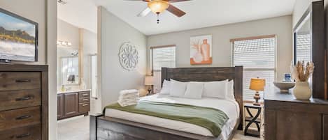 4 habitaciones, escritorio, tabla de planchar con plancha y wifi gratis