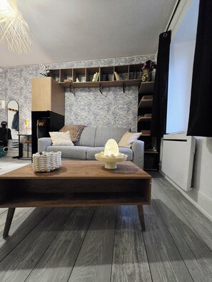 Televisión, libros, estéreo