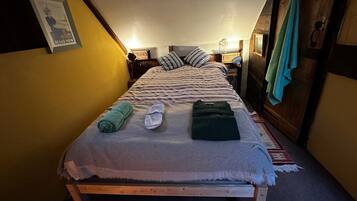 1 phòng ngủ, bàn ủi/dụng cụ ủi quần áo