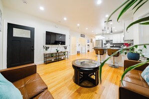 Unclassified image, 3 of 55, button - Newly Renovated 4BR Worcester Home • Pet-Friendly • Near I-290 & Park 16-2 (Worcester)