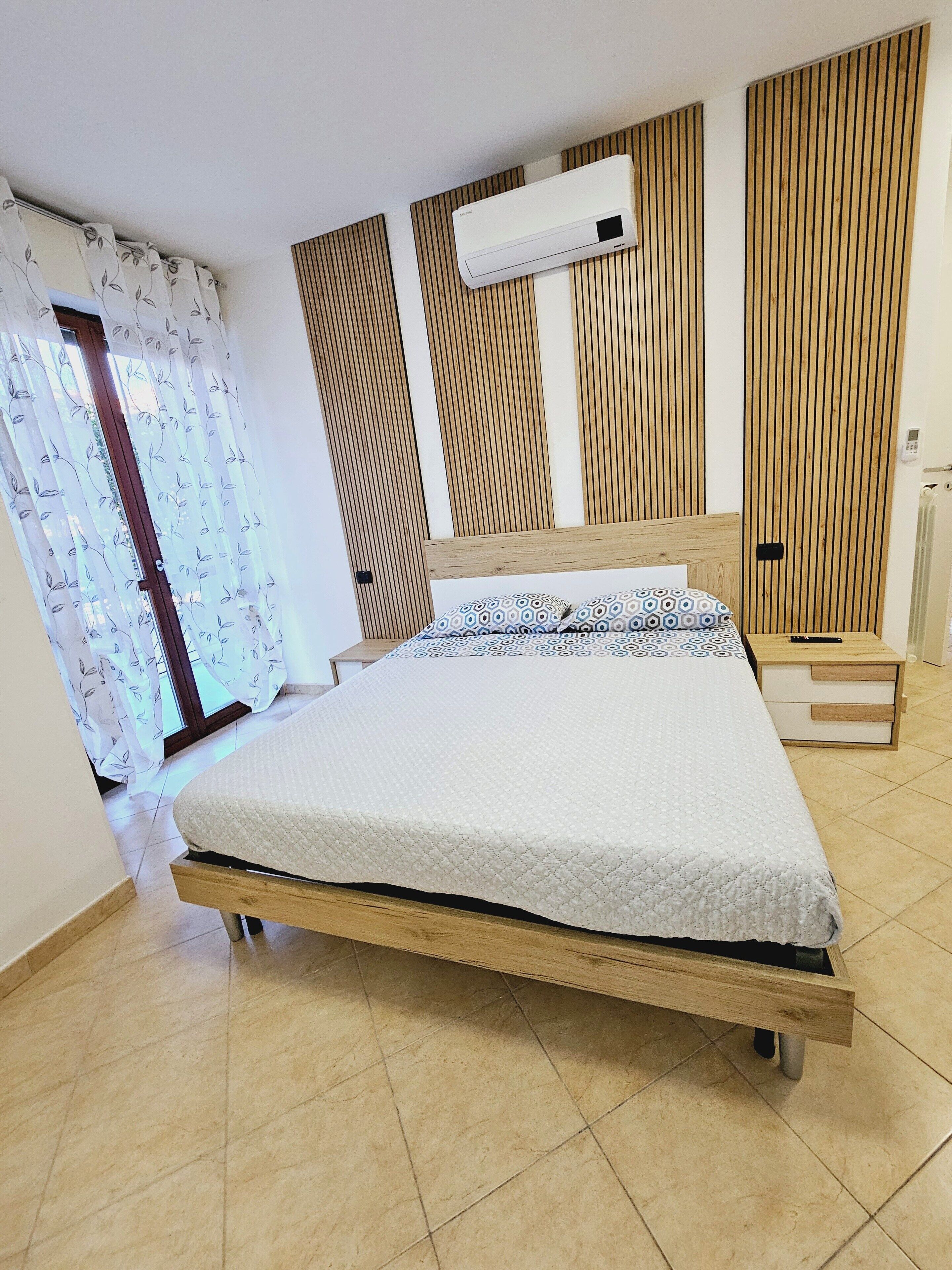 熨斗/熨衣板、WiFi、床单