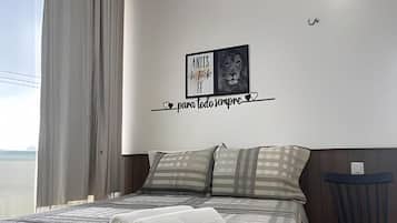 Lägenhet Standard - balkong - utsikt mot lagunen | Skrivbord, arbetsyta för laptop och gratis wi-fi