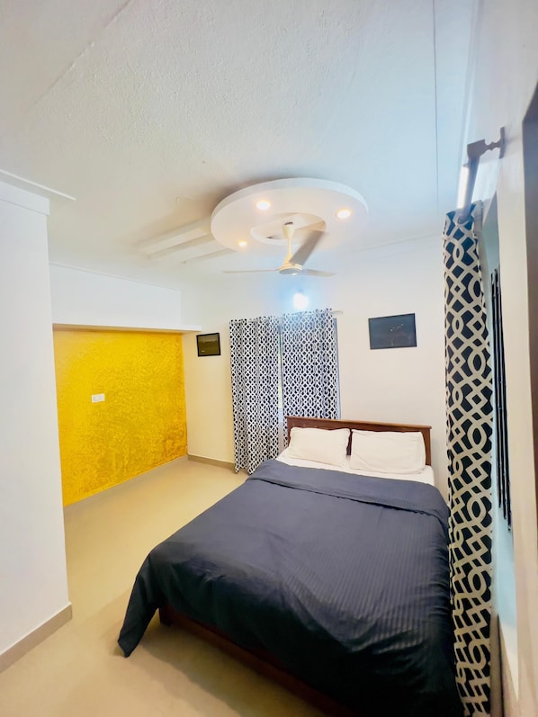 2 habitaciones, tabla de planchar con plancha y wifi