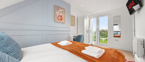 熨斗/熨衣板、上网接入、床单