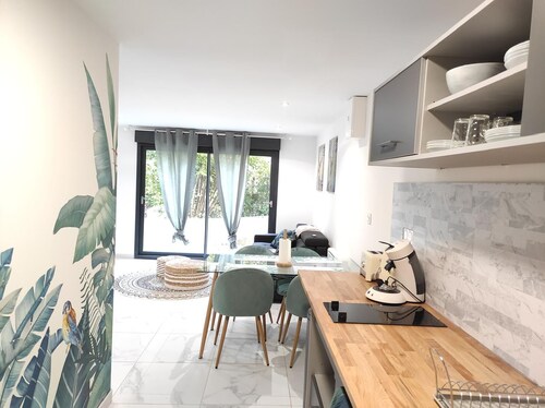 L'escapade.T2 ☆ Garden ☆ Spacious ☆ Parking ☆ Wifi