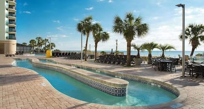 Bright Ocean View Room Near Boardwalk, Pool & Dining – Myrtle Beach
