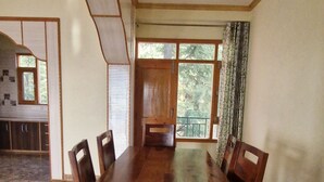 Apartamento familiar | Servicio de comidas en la habitación