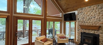 Lakefront A-frame cabin with Dock access