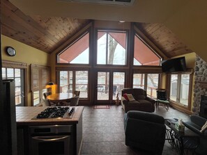 Smart TV, fireplace - Lakefront A-frame cabin with Dock access (Afton)