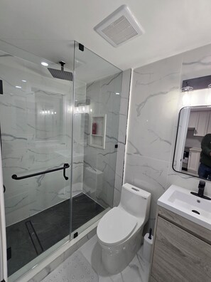 Seife, Toilettenpapier