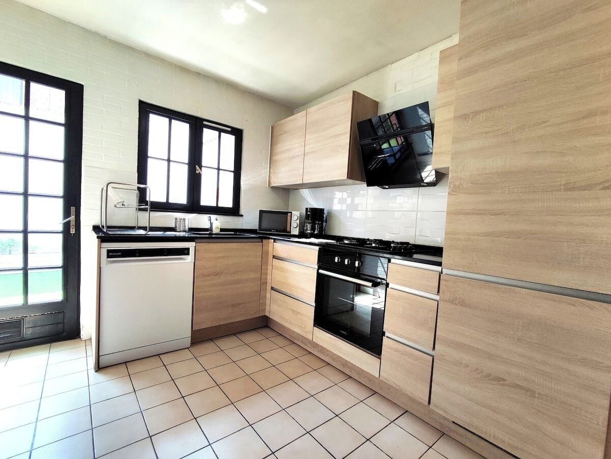 Réfrigérateur, micro-ondes, four, lave-vaisselle