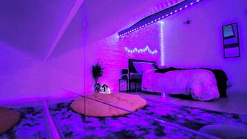 2 chambres, fer et planche Ă repasser, Wi-Fi, draps fournis