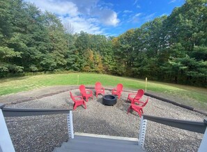Property grounds - Finger Lake Retreat (Prattsburgh)