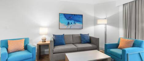 Een televisie, een dvd-speler en boeken