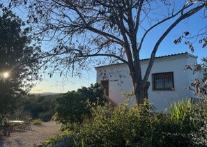 Exterior - Luxury Holiday Home with Private Pool - Costa Azahar Spain| Sun & Sea Relaxation (Càlig)