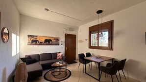 Living area - Luxury Holiday Home nearby the Beach with Pool (Càlig)
