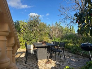 Outdoor dining - Luxury Holiday Home with Private Pool - Costa Azahar Spain| Sun & Sea Relaxation (Càlig)