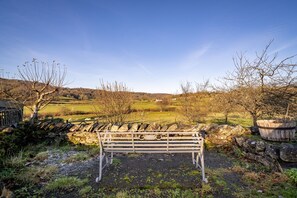 Property grounds - Chase Cottage -  Two bedrooms with patio garden (Bowland Bridge)