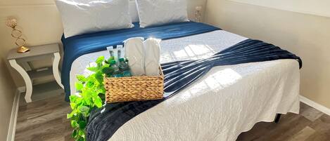 4 chambres, fer et planche à repasser, Wi-Fi, draps fournis