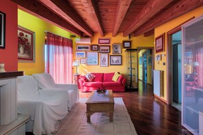 Smart-TV, Stereoanlage