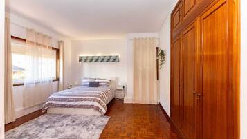 5 habitaciones, wifi y ropa de cama