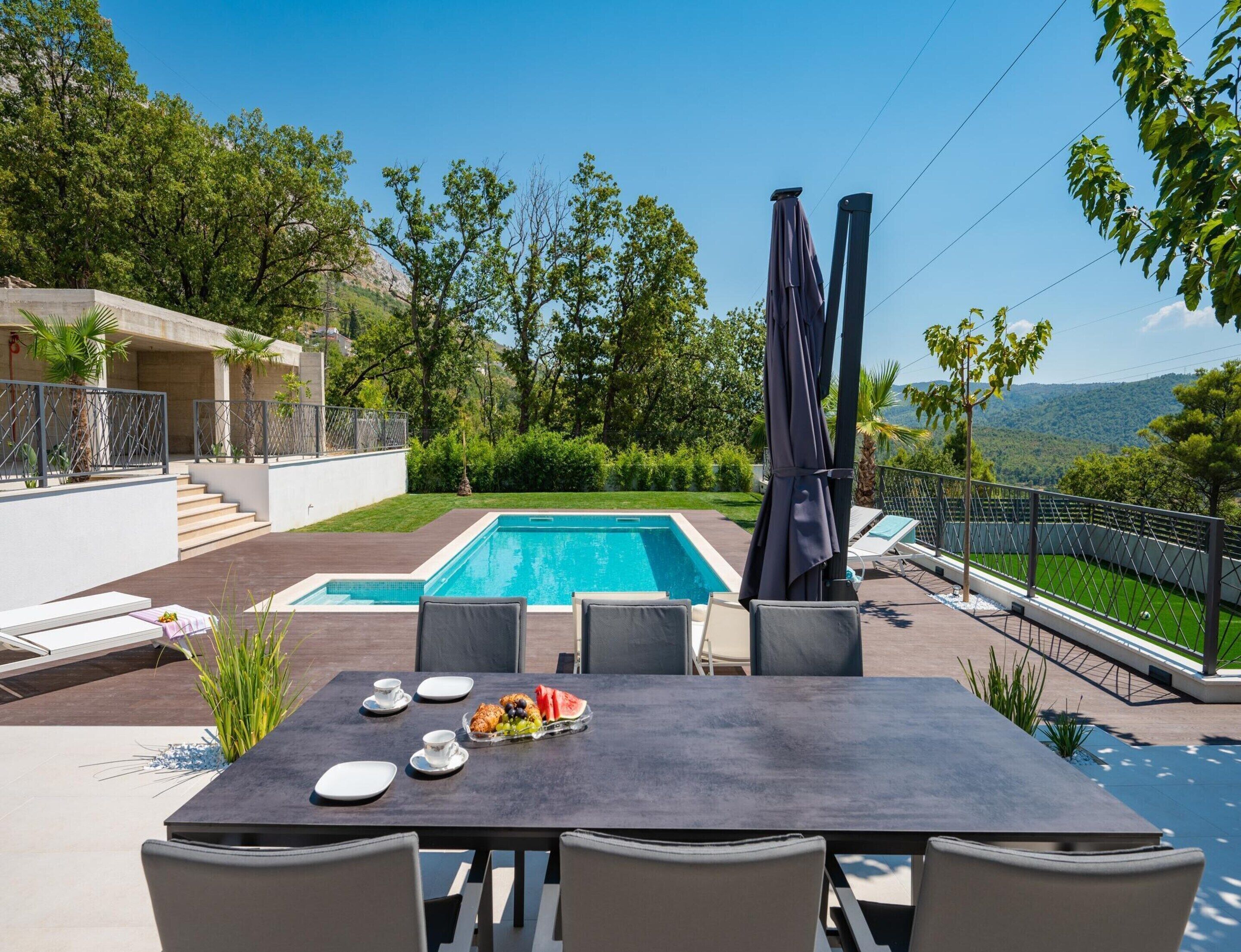Vila | Balkon