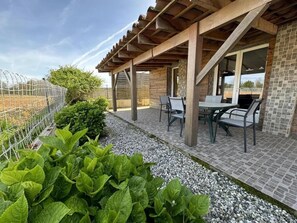 Comfort House | Terrace/patio - GITE LE GRAND LANDAIS (Clermont)