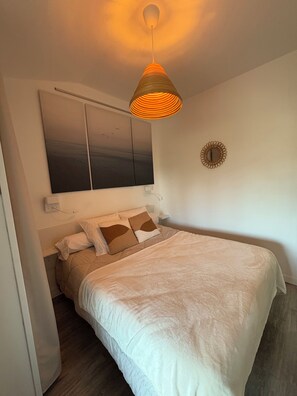 Comfort House | Blackout drapes, iron/ironing board, free WiFi - GITE LE GRAND LANDAIS (Clermont)