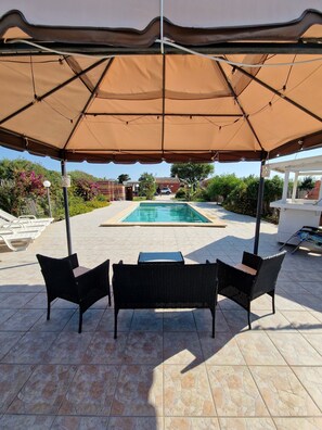 Pool - Vacation home with pool and within walking distance to the sea (Pachino)