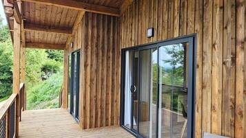 Chalet, uitzicht op meer (Kira) | Terras