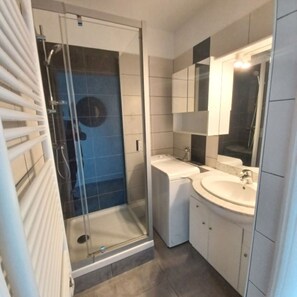 Hair dryer - Studio with balcony and superb view (Bellerive-sur-Allier)