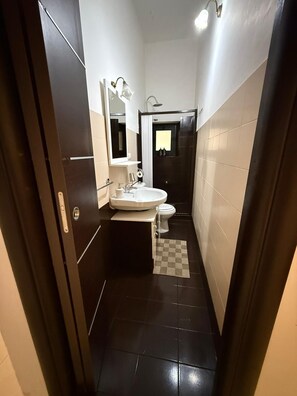 Shower, hair dryer, towels, soap - HOUSE BUCALO TAORMINA (Taormina)