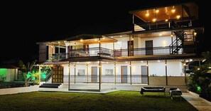 Exterior - 4BHK Luxury Villa w/ Pool & Lawn, 6km from Hinjewadi Phase 3 for Stay & Events (Pune)