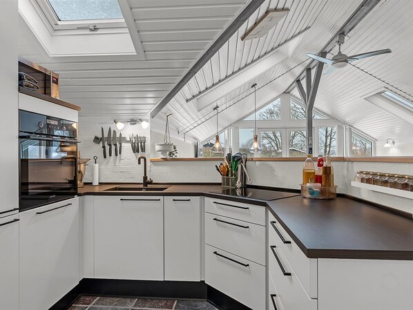 Fridge, microwave, dishwasher, cookware/dishes/utensils - "Hielm" - 490m from the sea by Interhome (Tranekær)