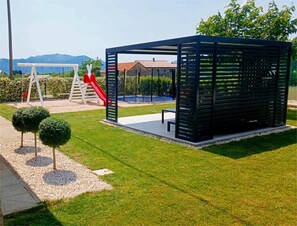Villa | Garden - Luxury Villa Retreat in Sestanovac (Sestanovac)