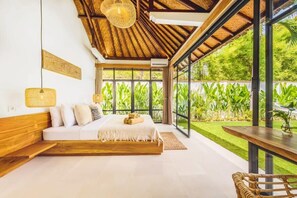 5 bedrooms, desk, iron/ironing board, WiFi - Villa Baladeva - 5BDR luxury villa, huge pool (Kuta)