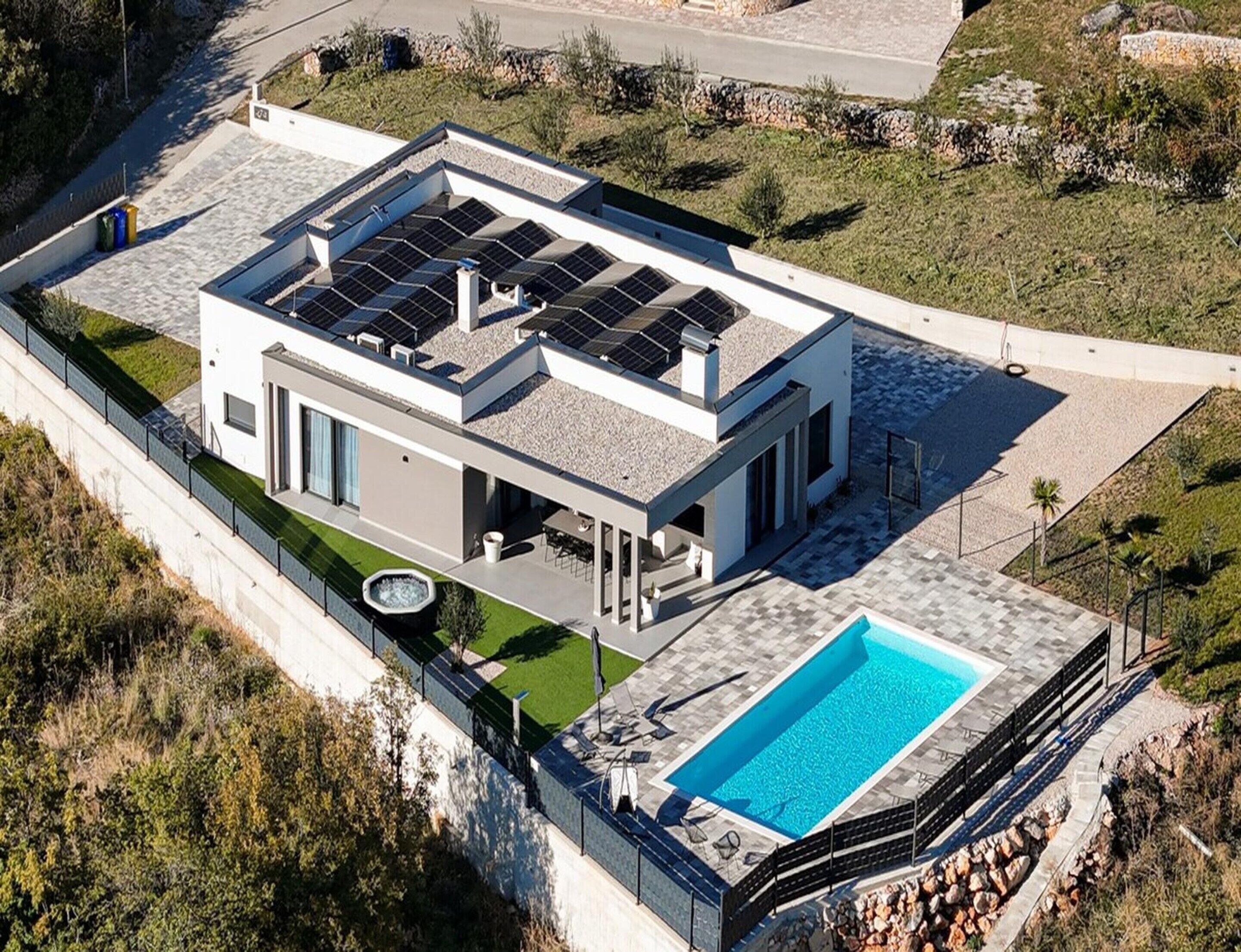 Villa | Exterior