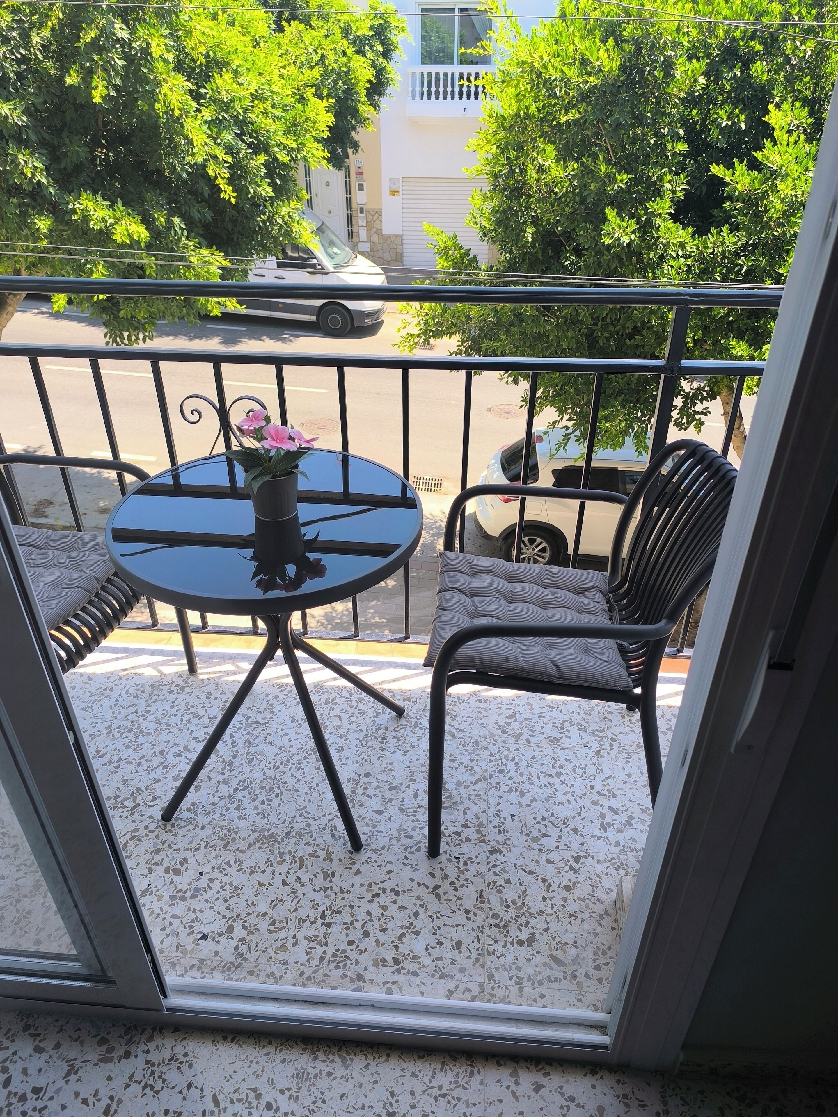 تناول الطعام بالخارج