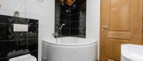 Villa | Bathroom