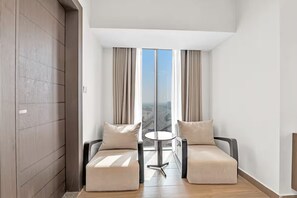 Interior - 2 Bedroom Apartment at Nobles Tower, 5 minutes from Dubai Mall and Burj Khalifa (Dubai)