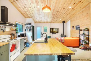 Microwave, oven, stovetop, dishwasher - Cozy Barndominium Retreat with Sauna (L'Amable)