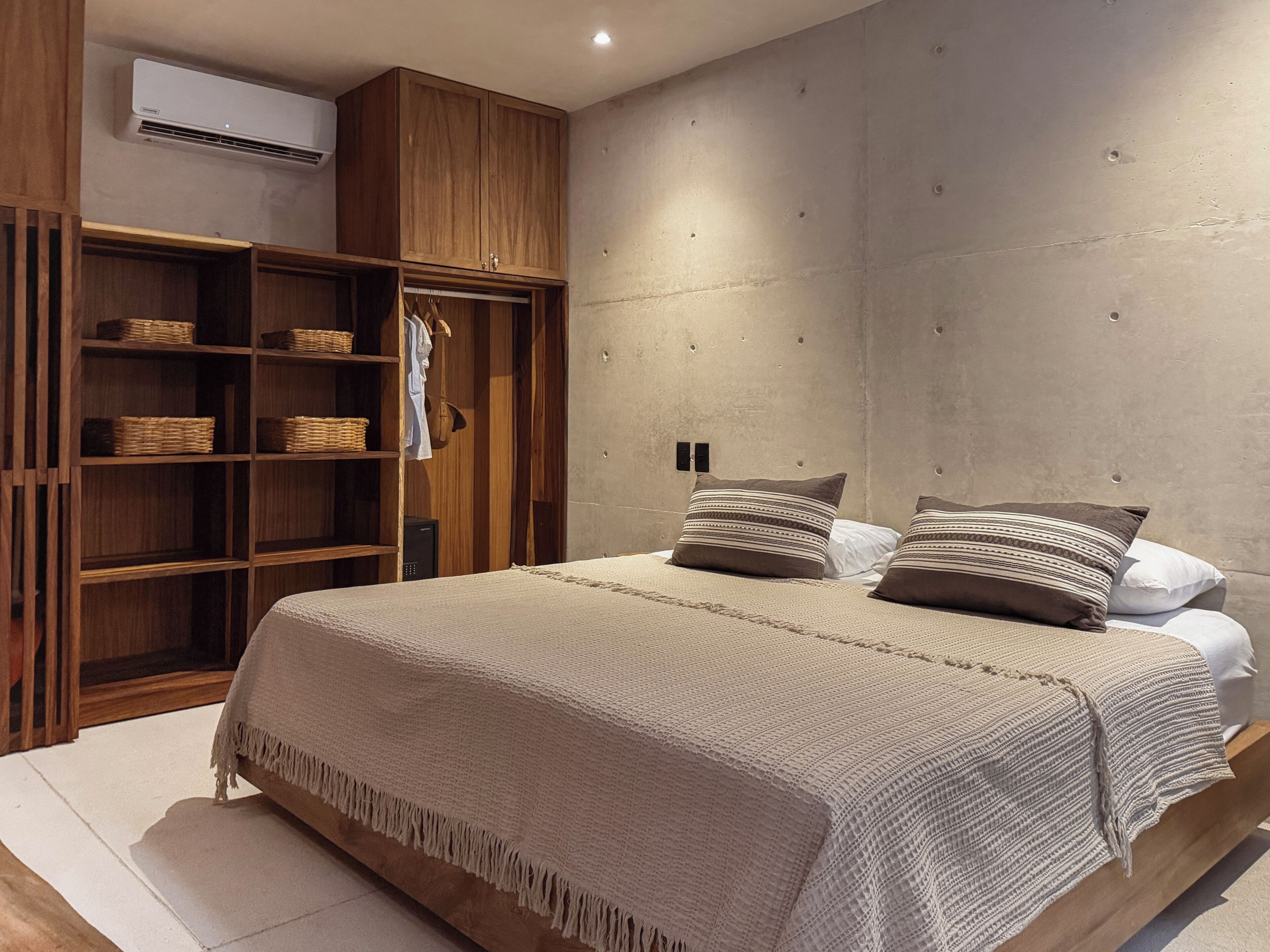 1 多间卧室、WiFi、床单