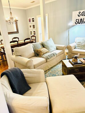 Smart TV, books - Fabulous 2-bedroom cottage with AC in Magnolia Springs (Magnolia Springs)