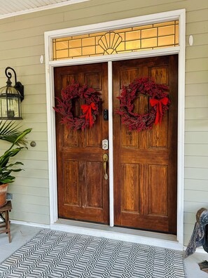 Exterior detail - Fabulous 2-bedroom cottage with AC in Magnolia Springs (Magnolia Springs)