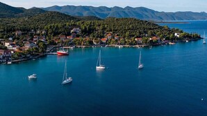 Unclassified image, 2 of 51, button - Beachvilla in Orebic With Jacuzzi (Orebic)